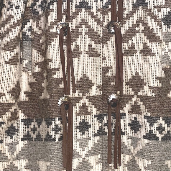 Woolrich Navajo Trench Coat In Great pre-Loved Condition - Picture 6 of 11